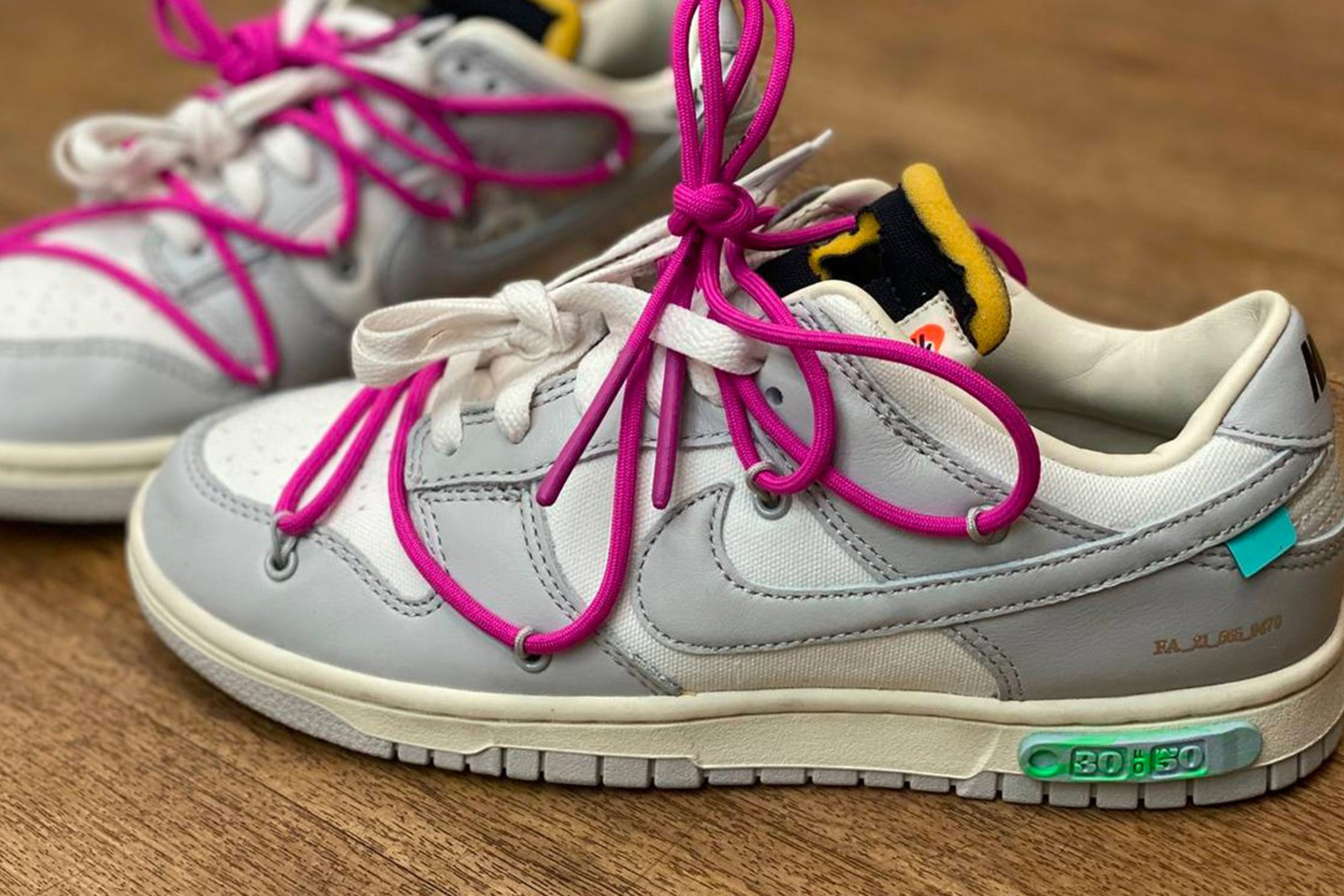 Off White x Nike une paire de dunk rose fait surface