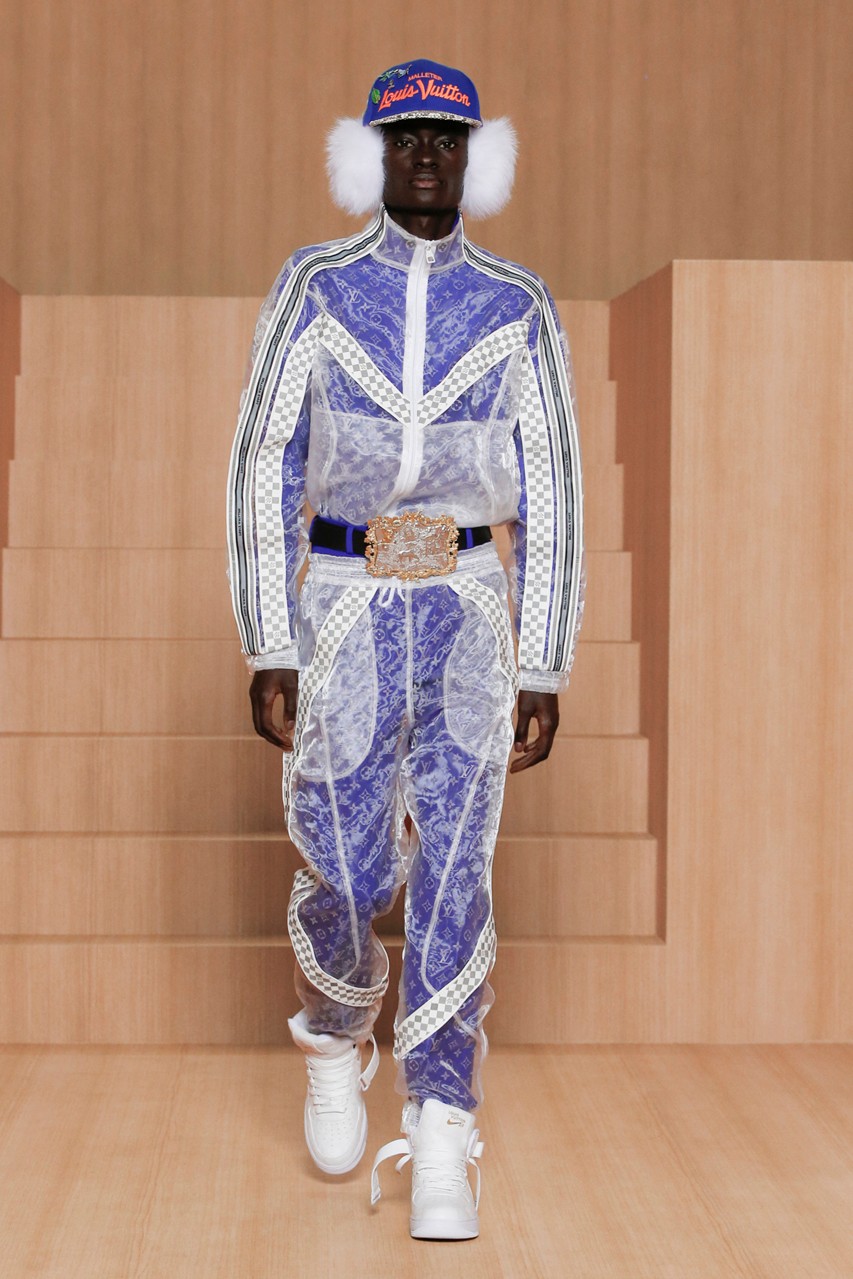 Virgil Abloh s'amuse avec le costume pour Louis Vuitton